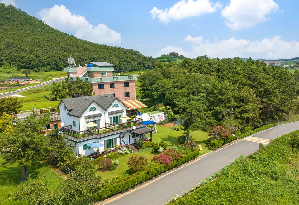파도와함께하는펜션