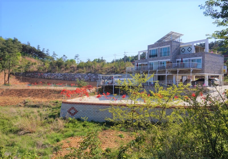 라붐펜션