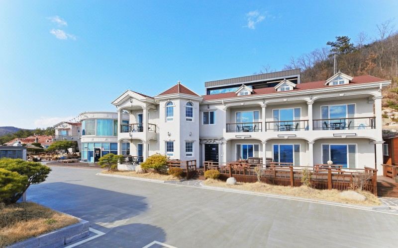 펜션세러데이